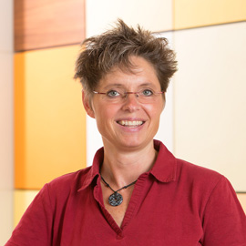 Dr. Anke Roth